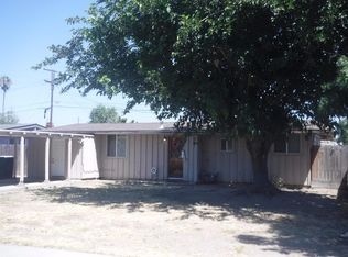 2212 Aspen St, Selma, CA 93662