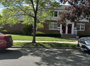 144 Vanderburgh Ave #B, Rutherford, NJ 07070