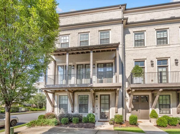 2021 Wheaton Way, Sandy Springs, GA 30328