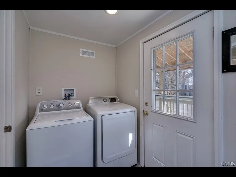 421 S Massey St — Photo 14