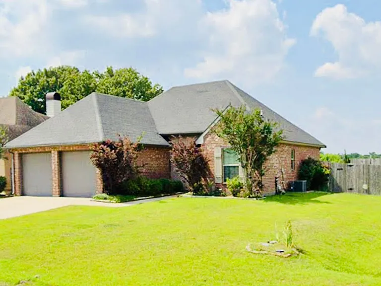 127 Range Dr — Photo 1