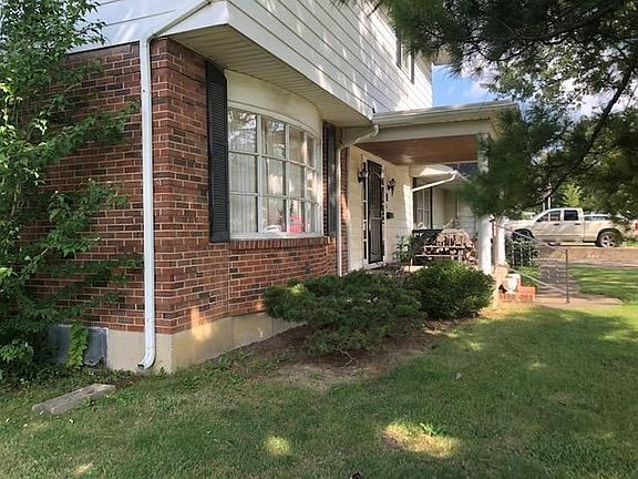 5th image of 4401 Central Ave
