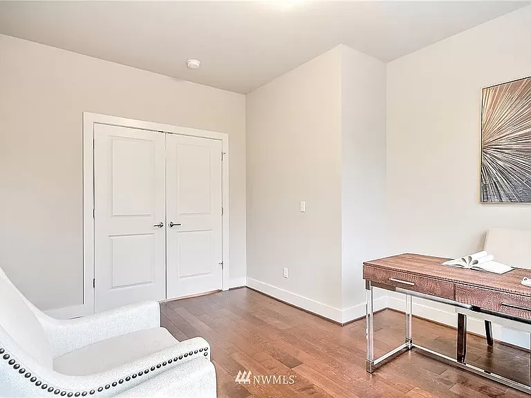 5113 NE 11th Pl — Photo 6