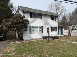 597 Main Rd, Hunlock Creek, PA 18621