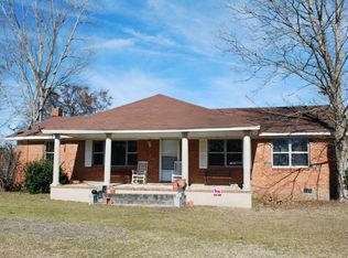 686 Root Branch Rd, Pineville, SC 29468