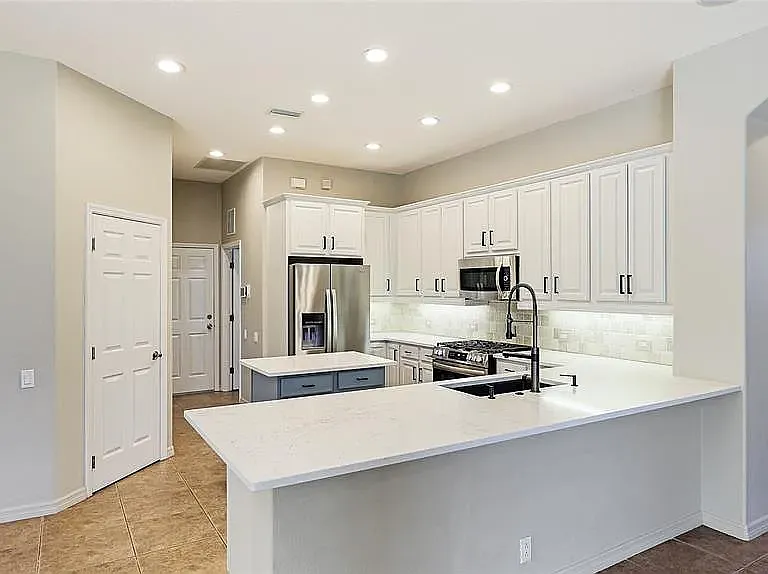 12822 Kite Dr — Photo 29