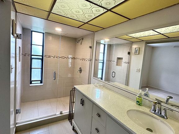 5th image of 9370 SW 8th Street