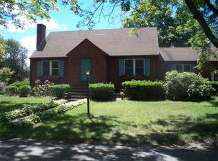 1 Simmons Ln, Billerica, MA 01821
