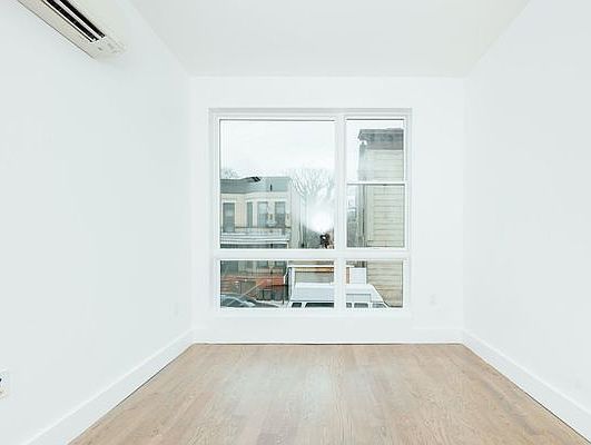1st image of 282 E 32nd St #22BI