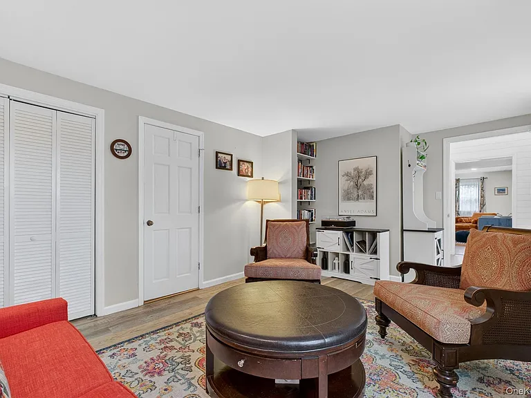 22 Blossom Hill Dr — Photo 11