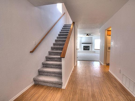 3rd image of 6933 El Cajon Ct NW