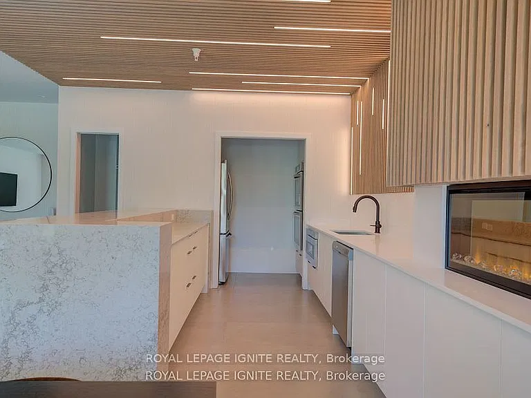 385 Arctic Red Dr #327 — Photo 9