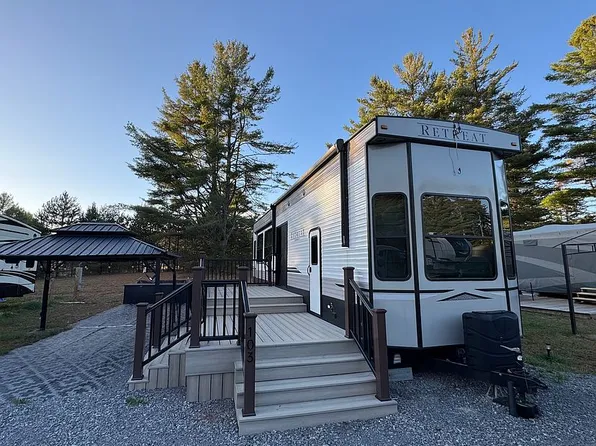 103 Adirondack Ave, Caroga Lake, NY 12032
