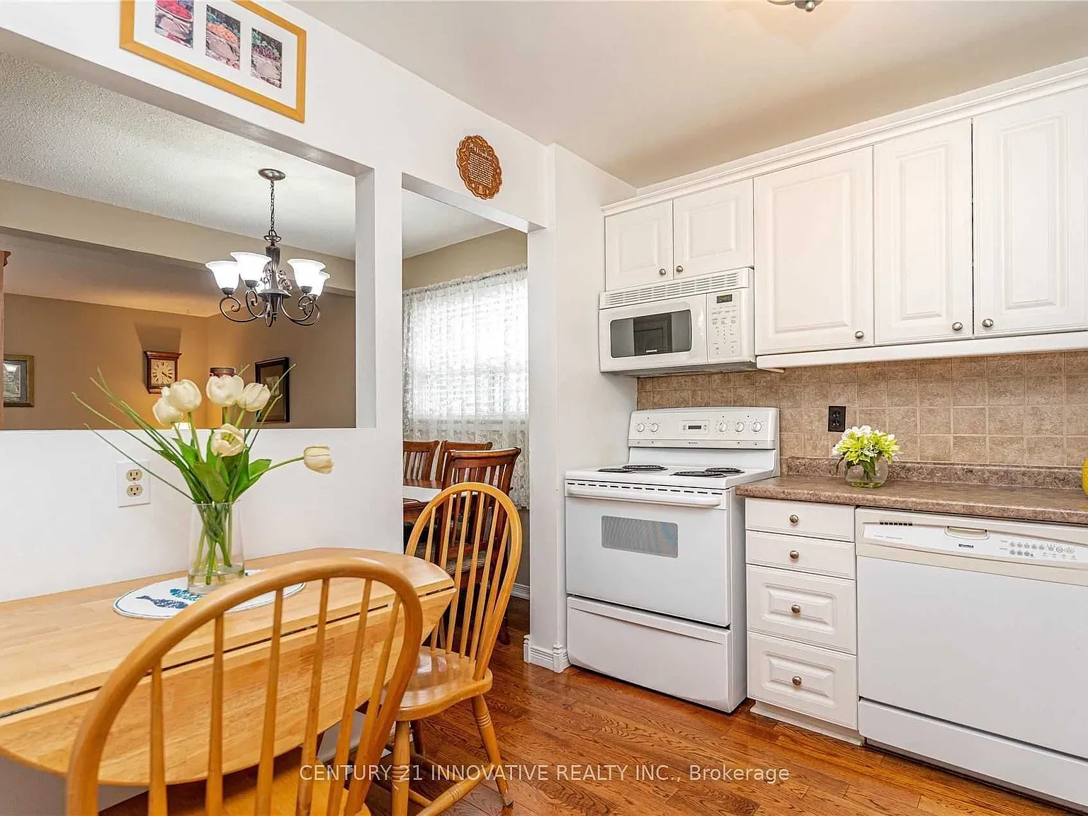 4 bed, $3,000 — Photo 2