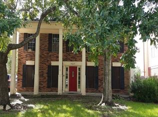 4004 Lee Ln, Pearland, TX 77584