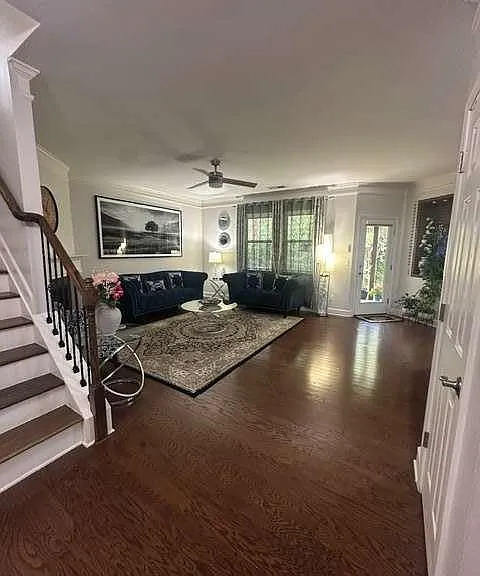 10980 Waters Rd — Photo 6