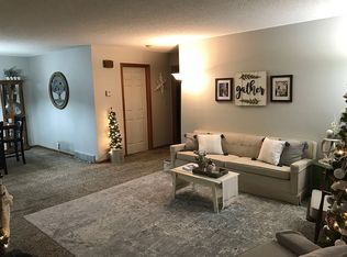 2711 Elk St, Beatrice, NE 68310