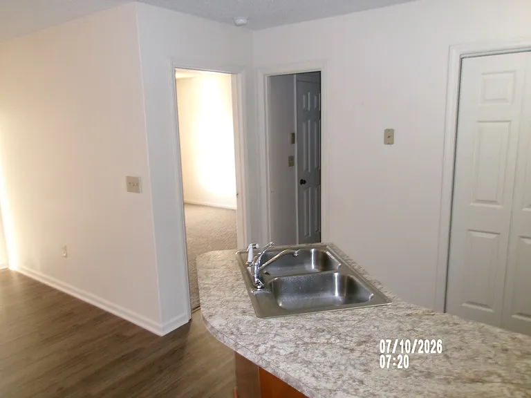 731 9th Ave NE #731 — Photo 9