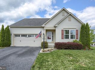 243 Forgedale Dr, Carlisle, PA 17015