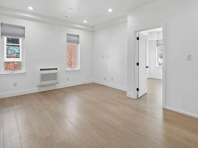 633 N 64th St #2 — Photo 12