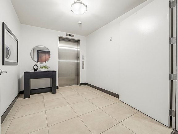 3rd image of 15802 N 71st St #452A