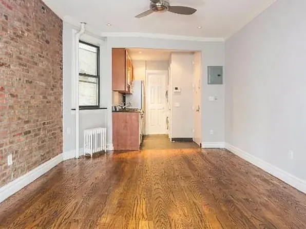 382 East 10th Street image 6 of 6