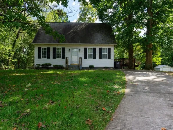 330 Ross St, Winston Salem, NC 27101