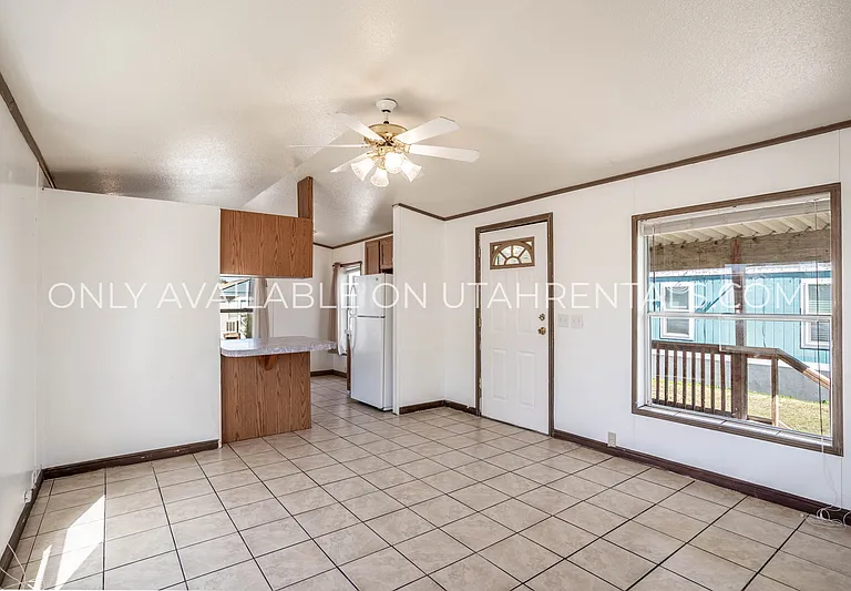440 W Main St #8 — Photo 7