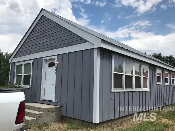 138 Payette St, Donnelly, ID 83615