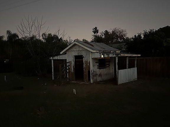 3rd image of 15591 Alvarado St