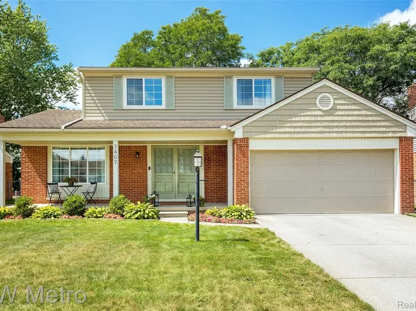 3407 Eagle Dr, Troy, MI 48083