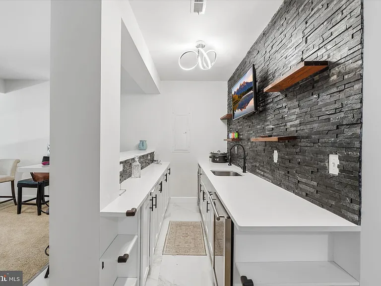 6526 Wayside Pl — Photo 46