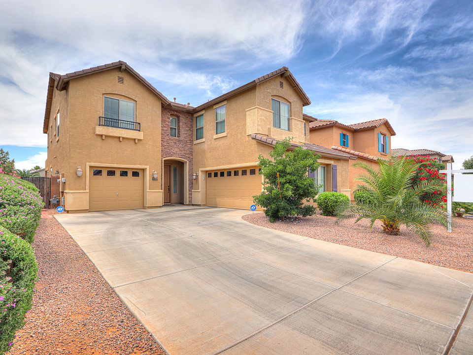 1st image of 42197 W Centennial Ct