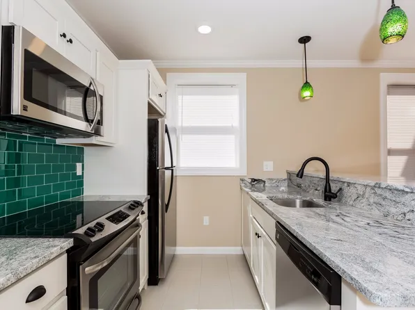 36 Decatur St, Boston, MA 02128