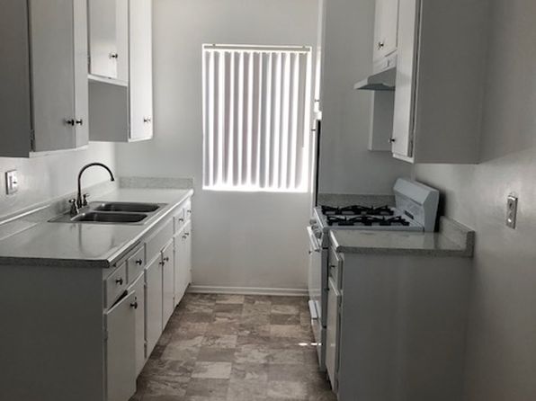 Villa Los Pinos Apartments
