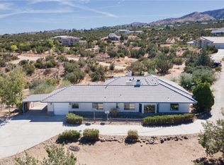 1074 Tamarack Rd, Pinon Hills, CA 92372