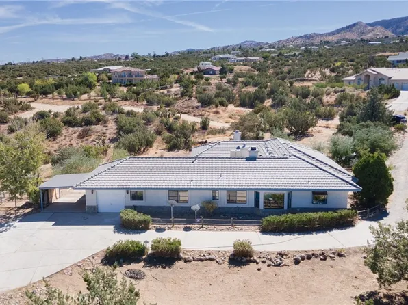 1074 Tamarack Rd, Pinon Hills, CA 92372