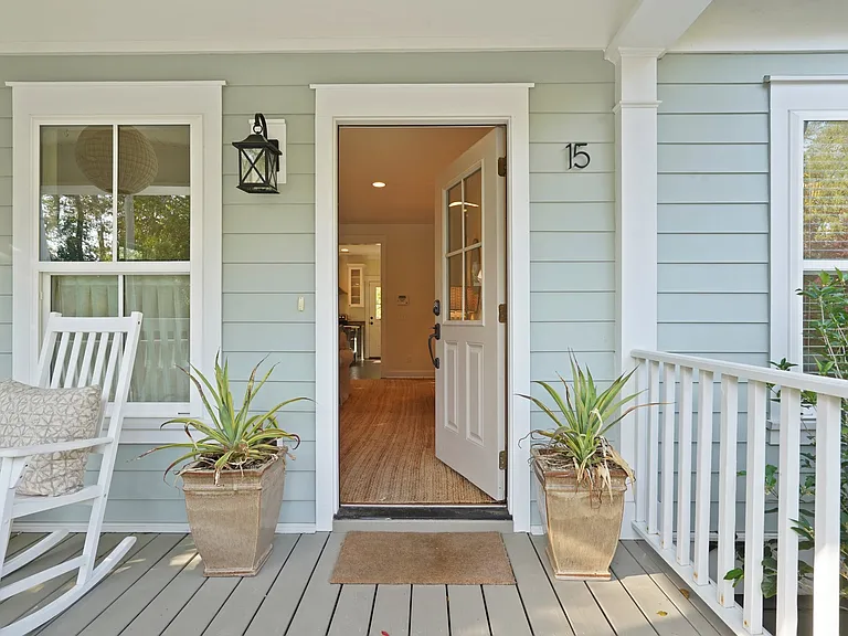 15 Government Rd — Photo 7