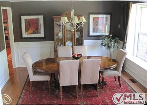 Dining Room.jpg