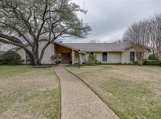 7123 Grand Oaks Rd, Dallas, TX 75230