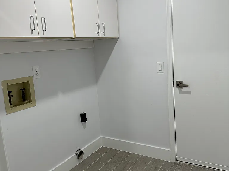 4837 Victoria Chase Ct — Photo 29