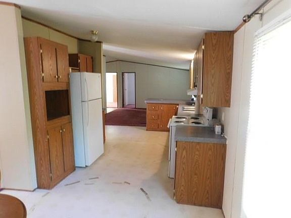 2nd image of 5394 Sam Houston Dr