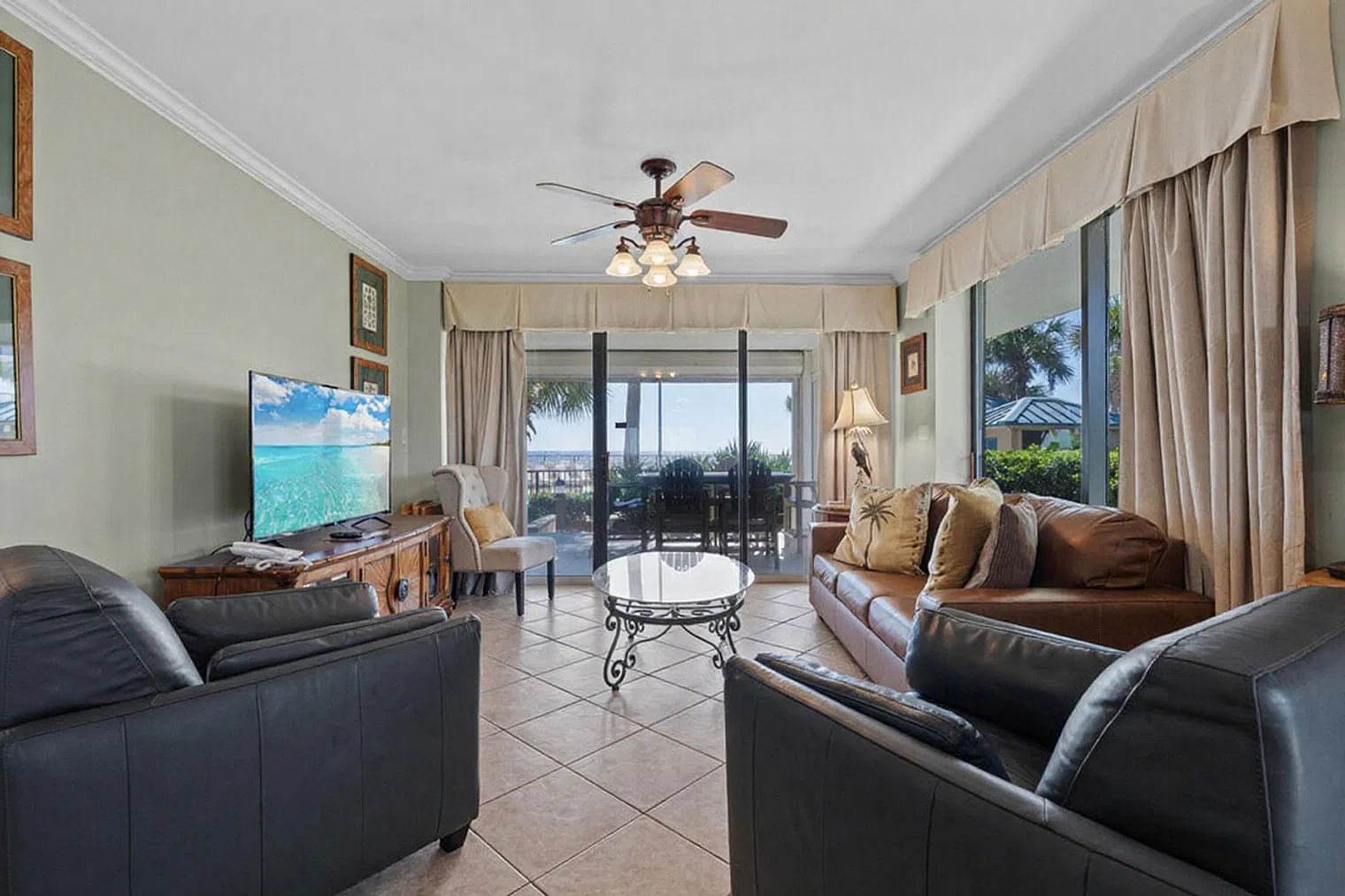 3 bed, 2.0 bath, 1270 sqft, $3,329 — Photo 1