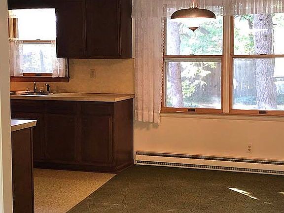 Kitchen / Dinning room 