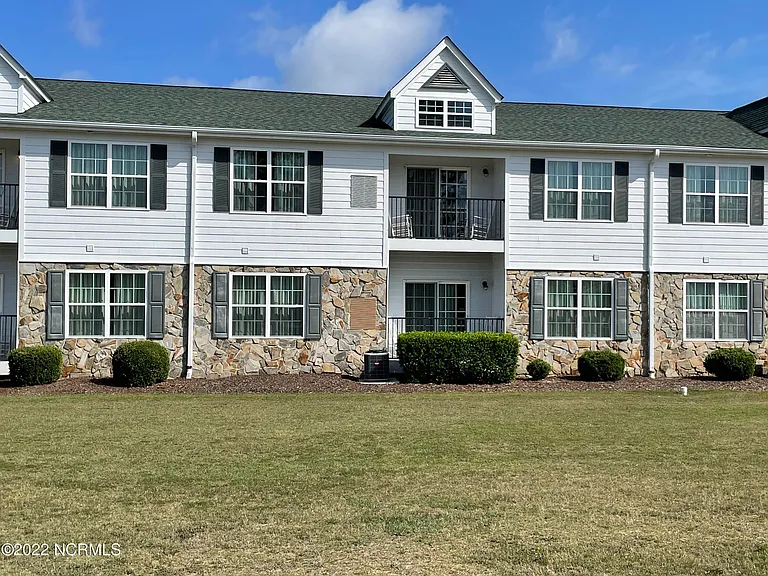 520 Little River Farm Blvd #C100 — Photo 2