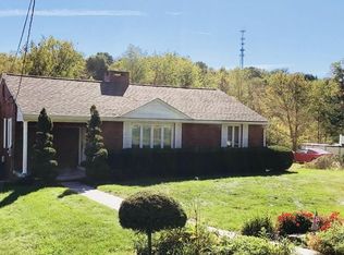 1406 Reissing Rd, Mc Donald, PA 15057