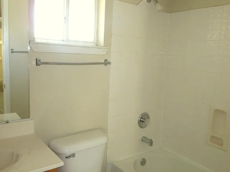 2020 Rogelio Ave — Photo 8