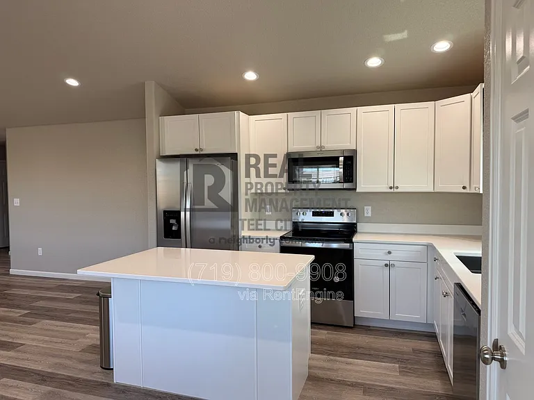 155 S Stardust Cir — Photo 4