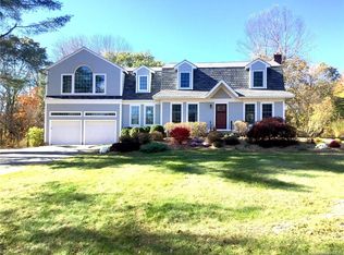 40 Cross Pond Rd, Pound Ridge, NY 10576