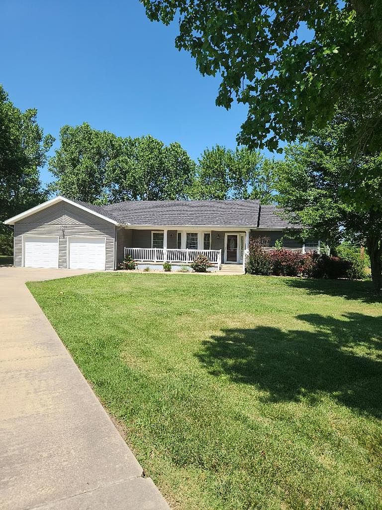 1704 Redbud Ln, Iola, KS 66749 MLS 46959 Zillow